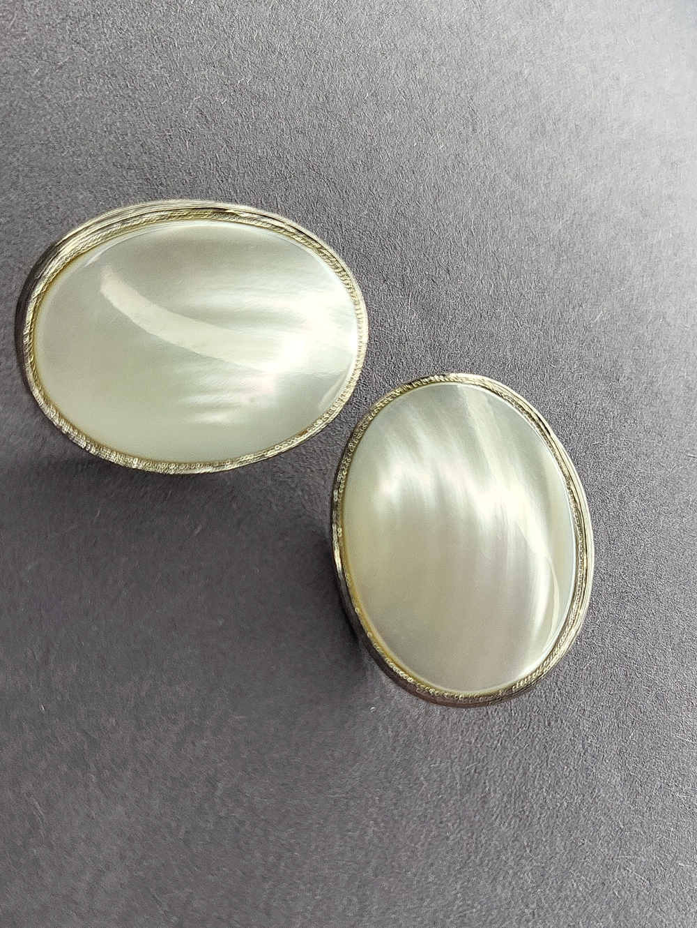 Elegant White Mother-of-Pearl Oval Clip-On Earrings